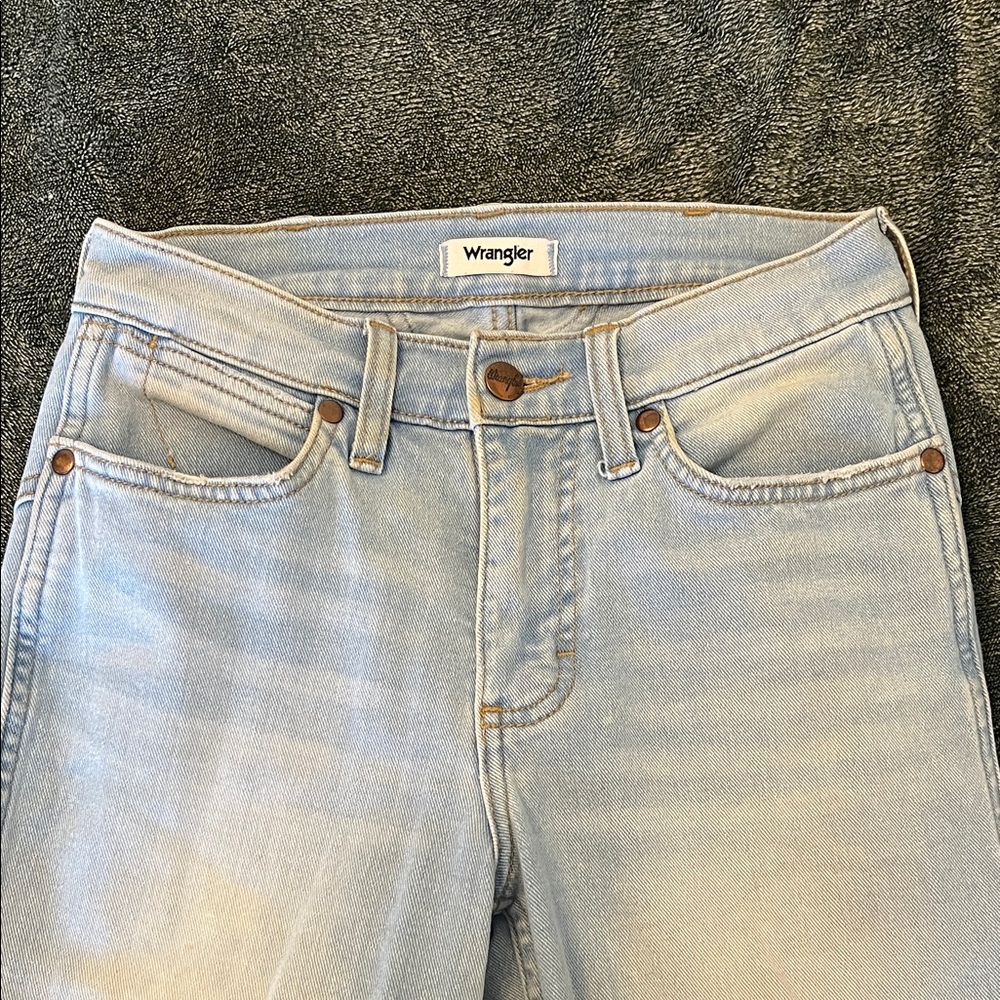 Wrangler Women's Sky Blue Straight Leg Jeans